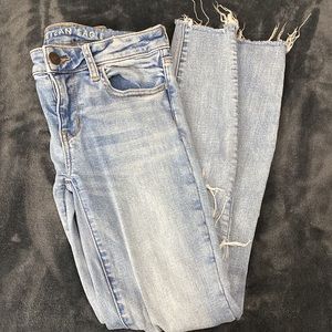 Woman’s American Eagle Jeans!!
